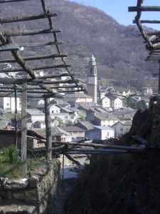 800px-Carema_Paesaggio_01